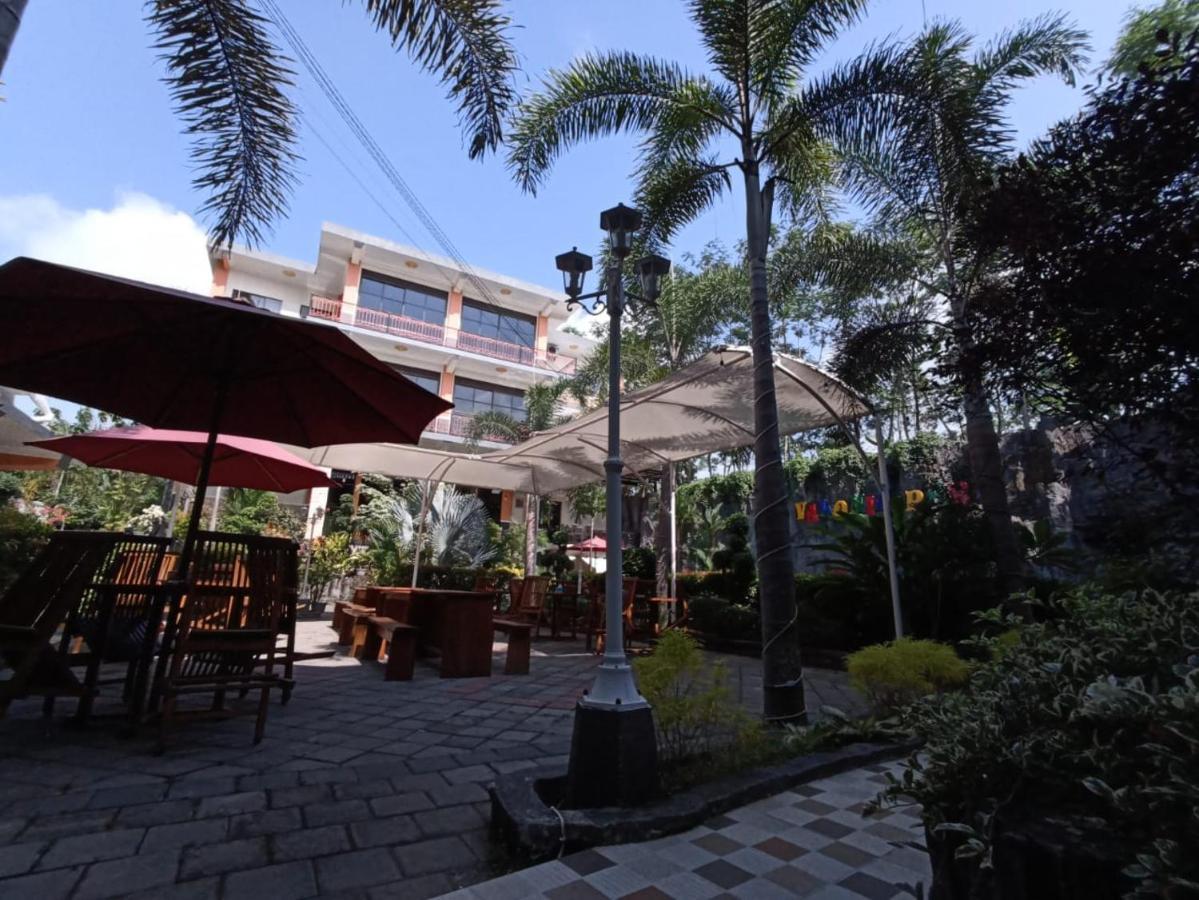 Grand Valonia Hotel Jembel Kültér fotó