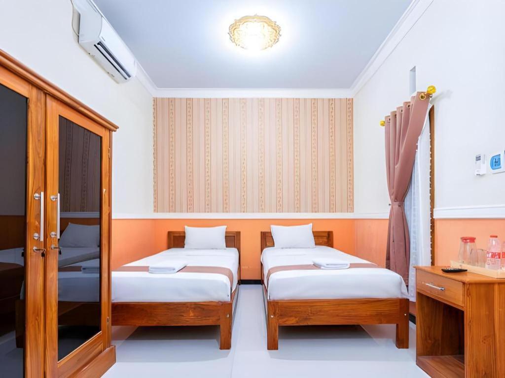 Grand Valonia Hotel Jembel Kültér fotó